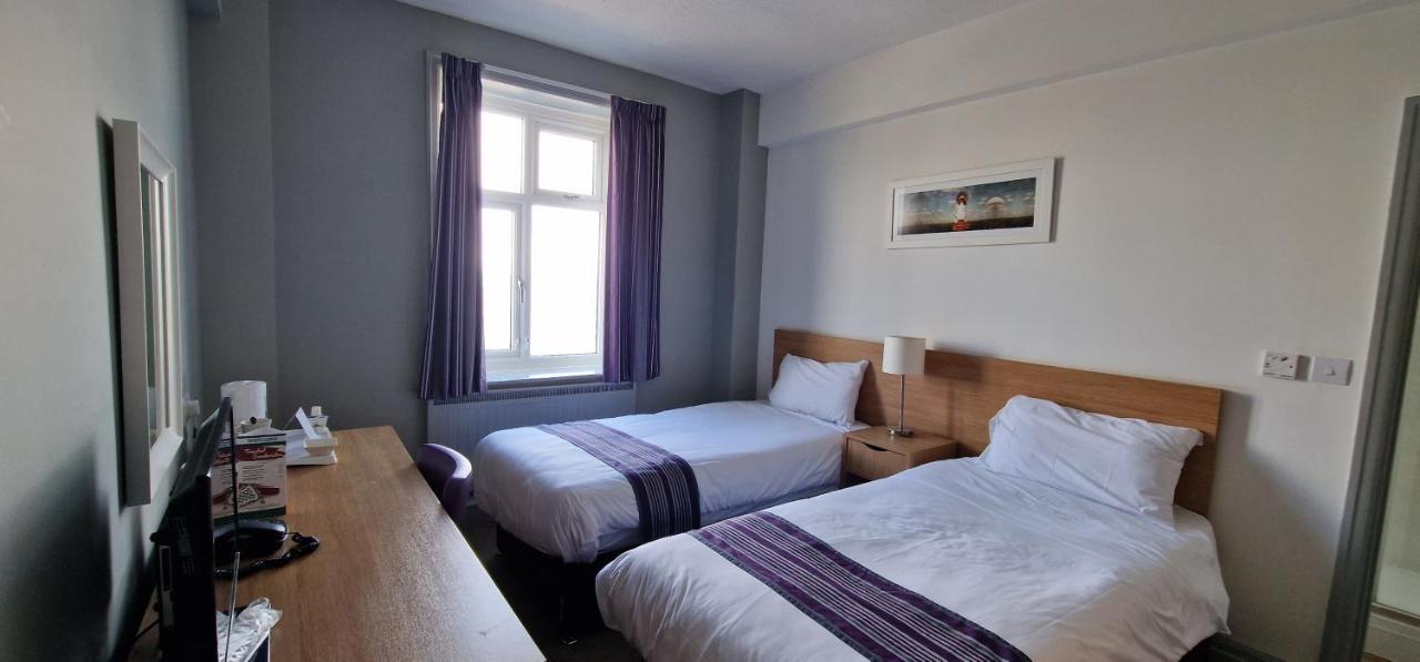 The Norbreck Hotel By Compass Hospitality Scarborough Buitenkant foto