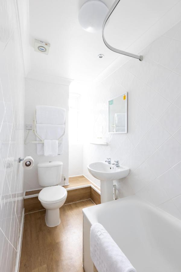 The Norbreck Hotel By Compass Hospitality Scarborough Buitenkant foto
